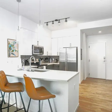 Modern 1Br Downtown Oasis W Balcony & Rooftop Pool Tampa Extérieur photo